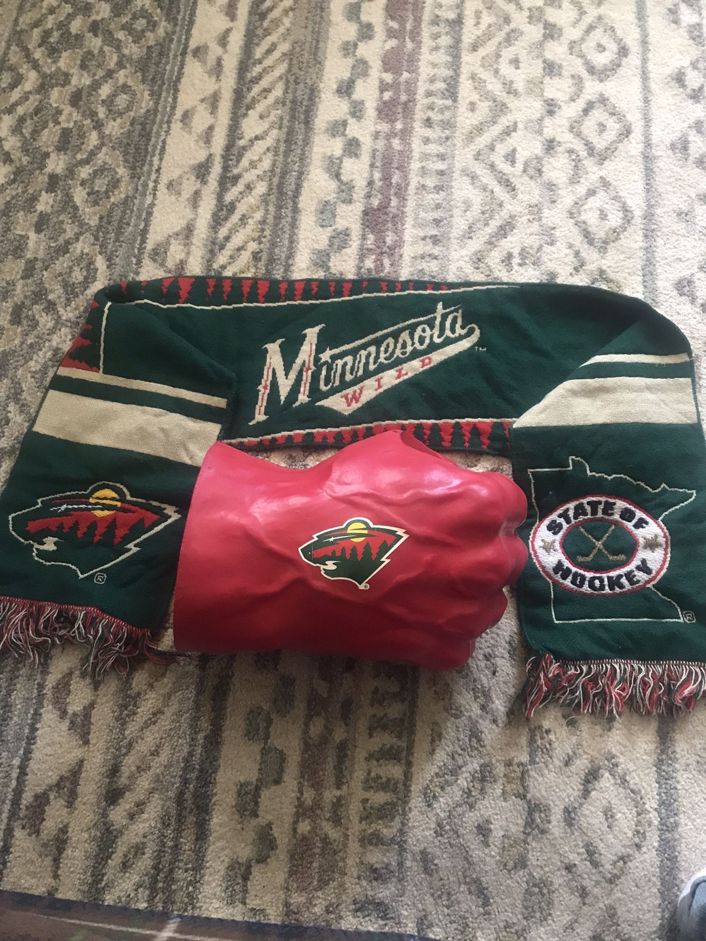 Minnesota Wild Scarf & Tough Glove