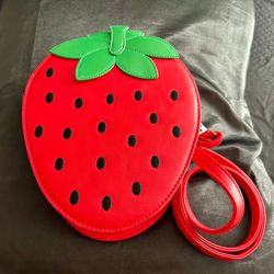 Strawberry Purse