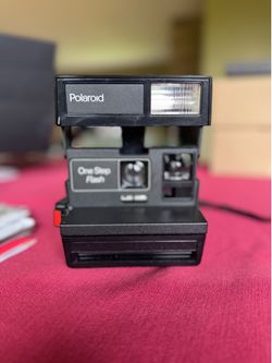 Polaroid OneStep Flash Camera