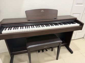 Yamaha Arius YDP140 Digital Piano