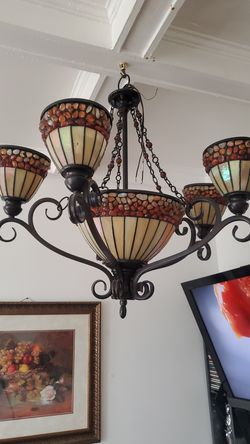 Light fixture