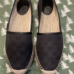 Gucci Women Shoes 