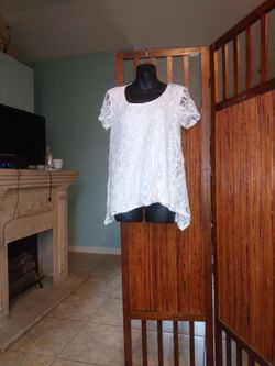 White lace top size S