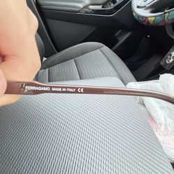 got these high quality 1:1 designer glasses for the low just hmu and we can negotiate a price