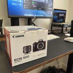 Digital Camera - Canon M50