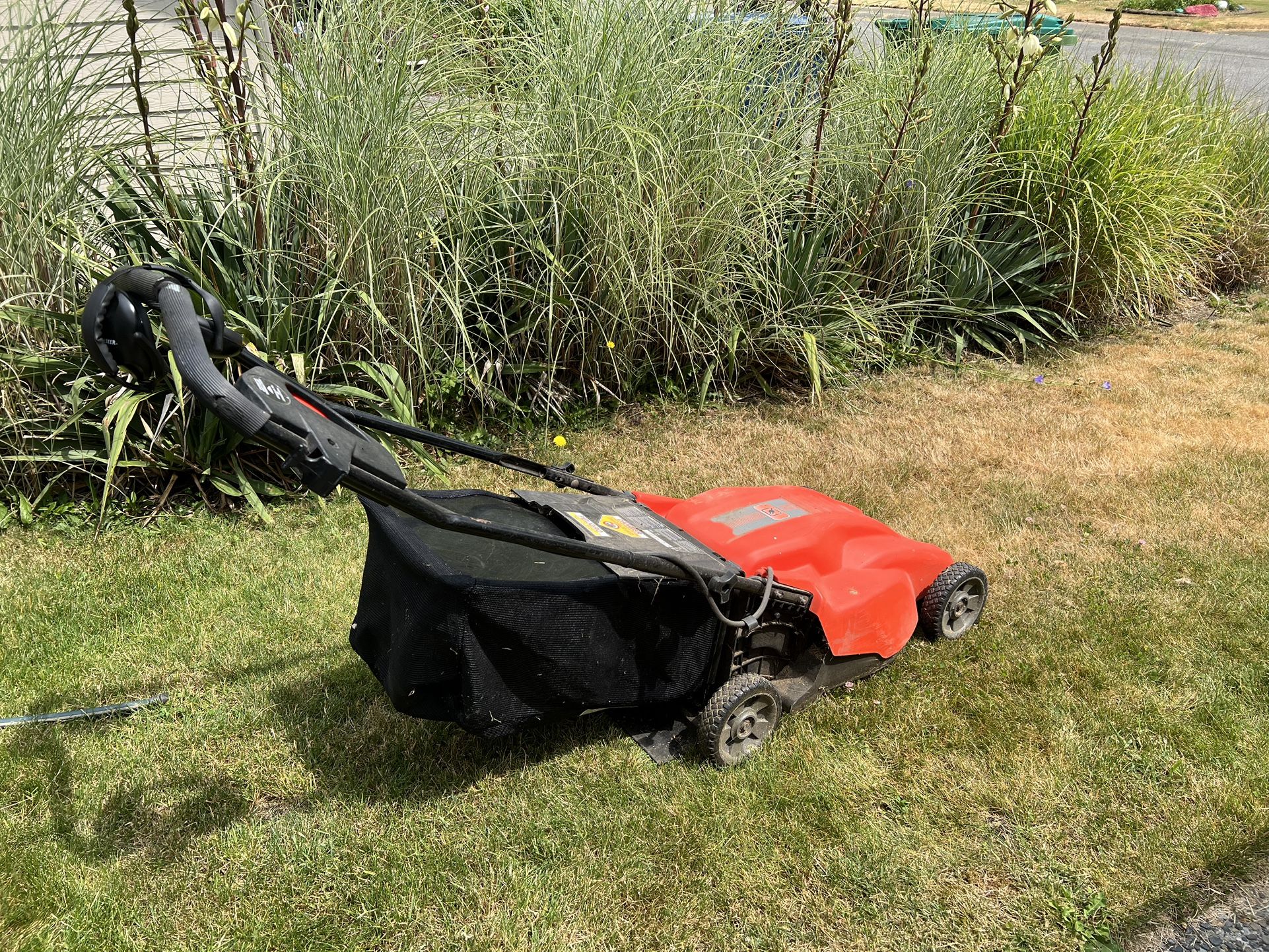 Electric Lawn Mower