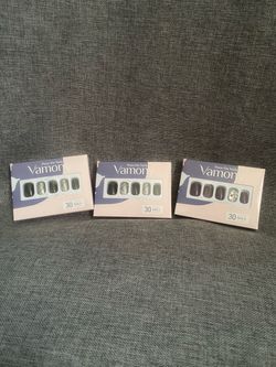 Press-On Nails (Vamony)