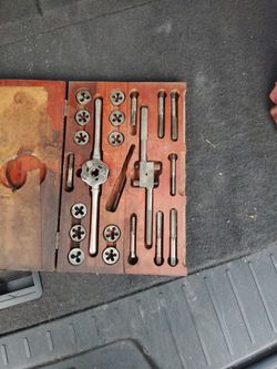 Dunlap Tap Set Made In USA. $25.00 Obo.