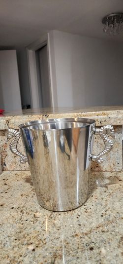 Pier Imports - Silver Ice Bucket with Seahorse Handles