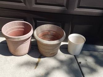 Set of 3 Plastic Planters