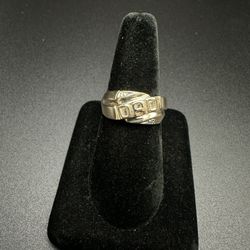 10k gold men’s ring 