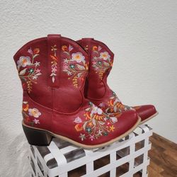 Red Embroider NEW boots