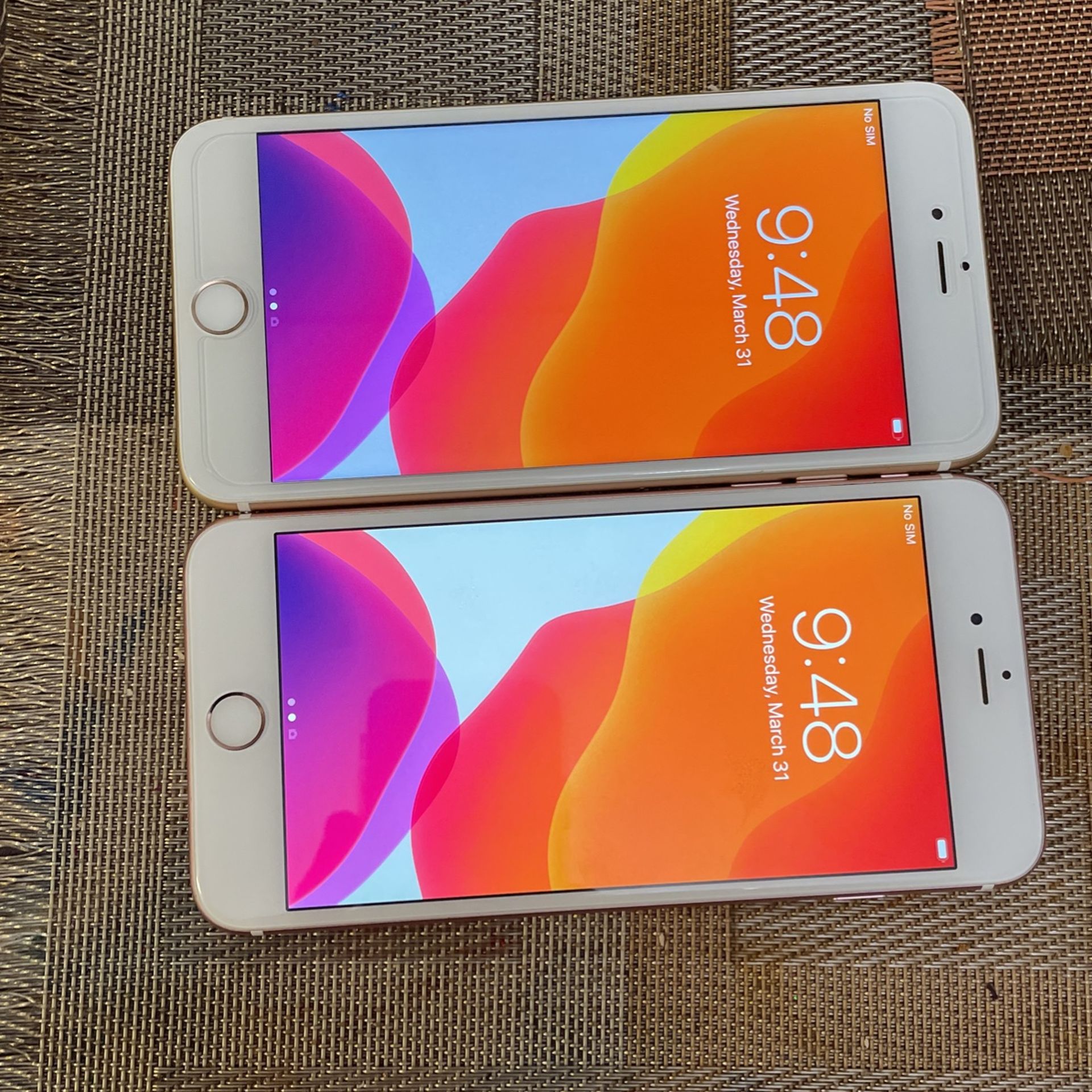 (A Lot Of 2) iPhone 6s Plus Unlocked 32gb) ($180) Each)