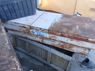 White tool box