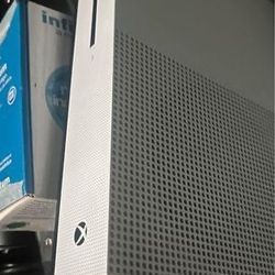 PC, XBOX ONE S BUNDLE And Nintendo Switch Comes With Games