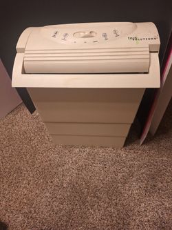 Tech Solutions Paper Shredder-$15.00