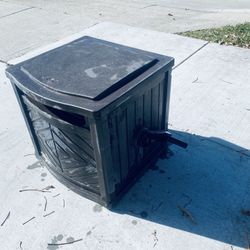 Hose Reel.   garden.