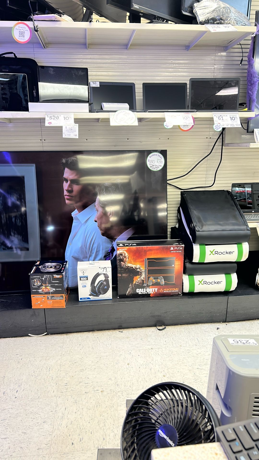 BUNDLE !! TV / PS4 / GAMING CHAIRS / HEADSET 