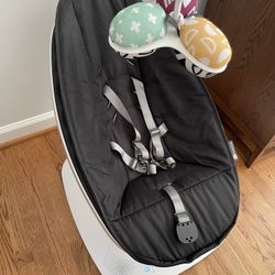MamaRoo Baby Swing