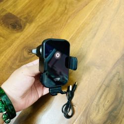 Wireless Charger Phone Mount Holder with Hook into Car Air Vent NEW CONDITION