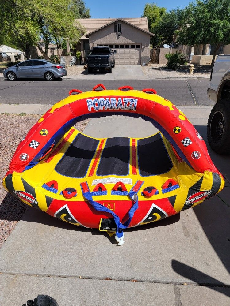 Paparazzi 3 Person Towable Tube