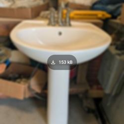 Pedestal Bathroom Bowl In White 