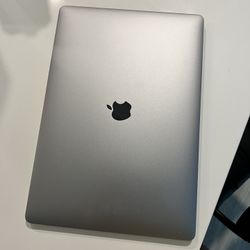 2018 MacBook Pro 15 In 