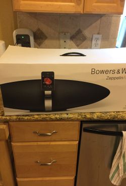 B&W Zeppelin