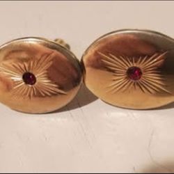 Vintage SWANK Gold Tone Cufflinks – Red Rhinestone Starburst Design