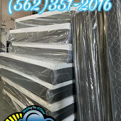 Extra firm Queen mattress and box super duro