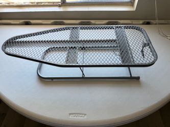 Table top ironing board