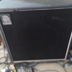 Ampeg BA-115 Bass Guitar Amp 