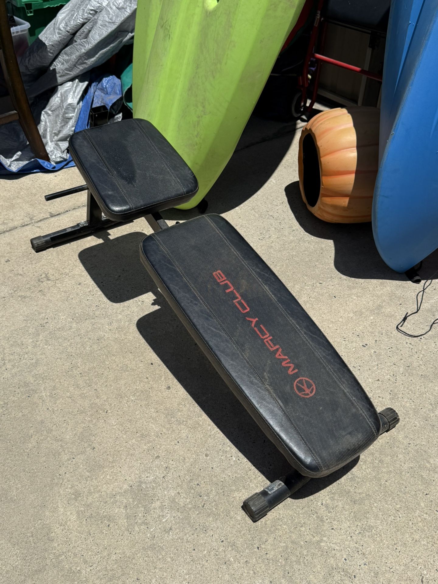 WORKOUT BENCH