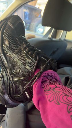 balenciaga led black size 7