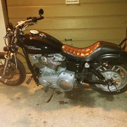 Harley Davidson 2006 Dyna Super Glide Only 12 Thousand Miles On It No Leaks No Issues 6 Speed 2006 Super Glide