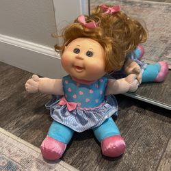 2015 9" siting down Heart Dress Cabbgepatch Kid Doll