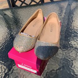 Girls Sz 6 Gold Glittery Flats 