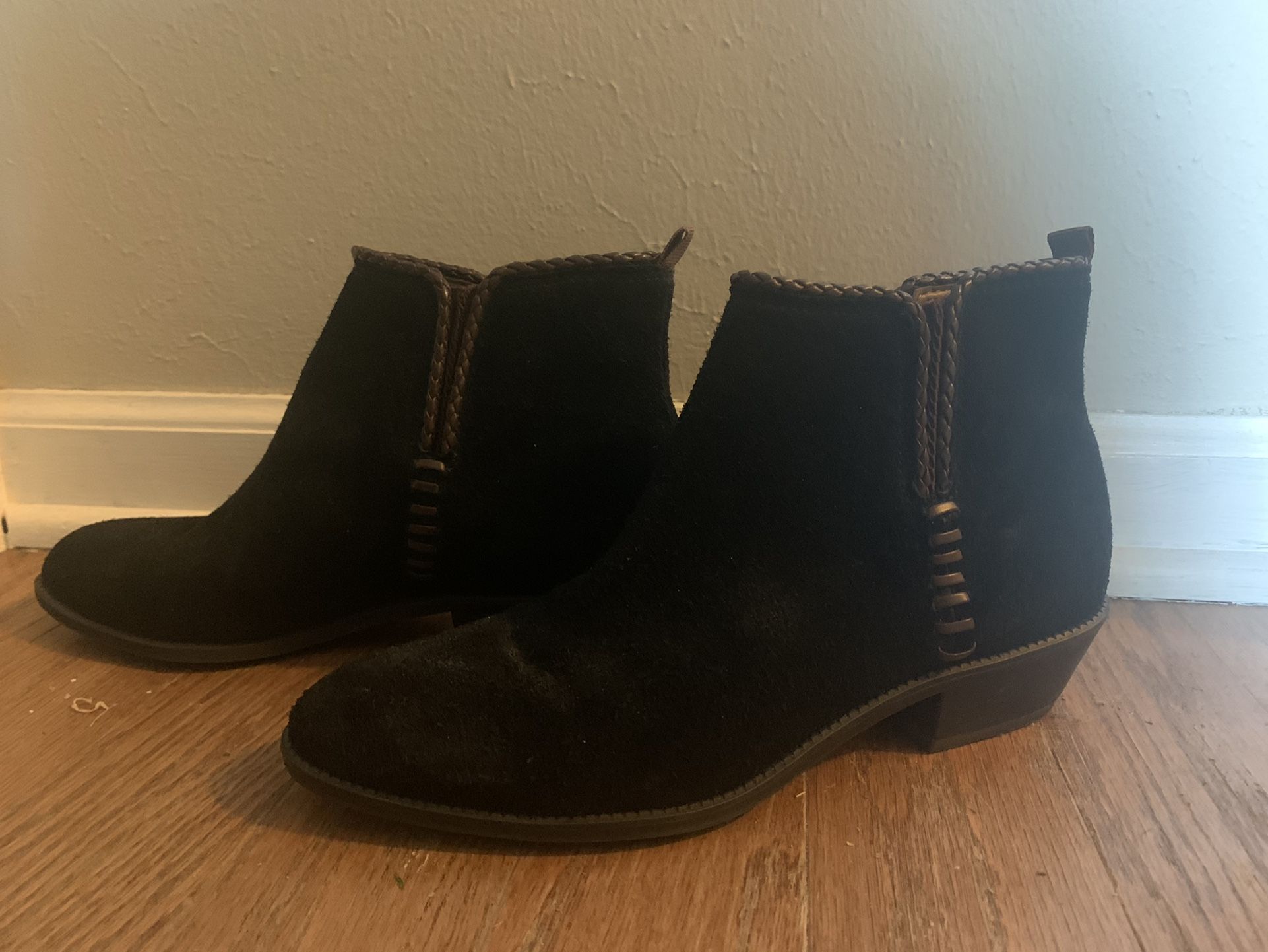 Ankle Boots Size 8.5 - $12