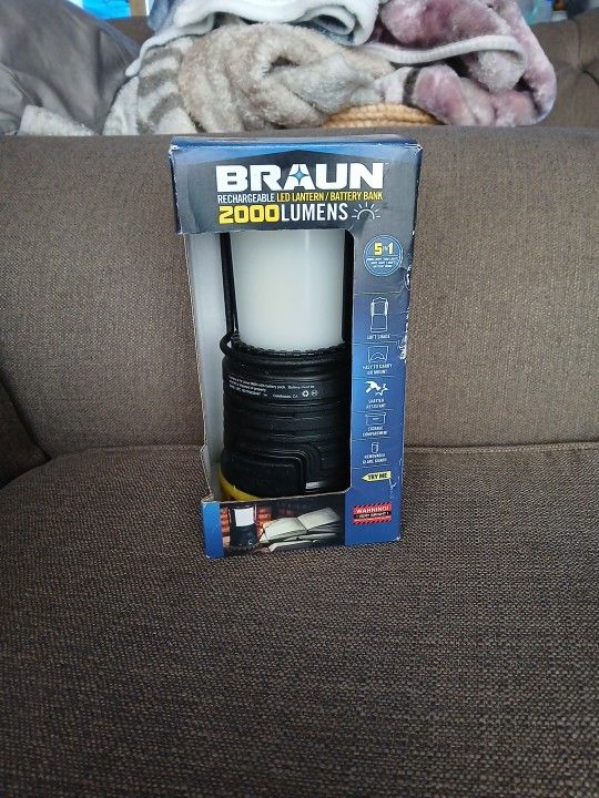 BRAUN 2000 Lumen Led Lantern