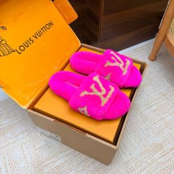 New LV women’s shoes available—wide range of colors and full size run. DM me if interested!