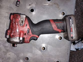 Milwaukee M12 Fuel Cordless Impact Wrench