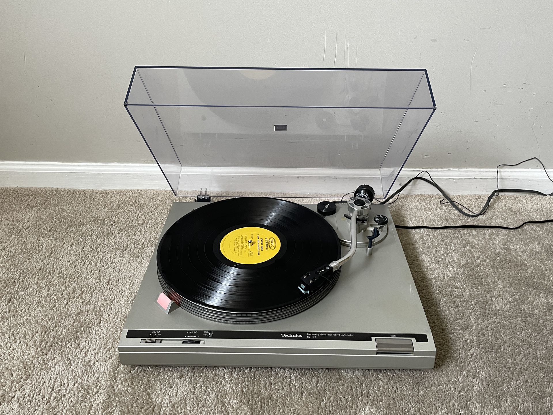 Technics SL-B2 Record Player Turntable