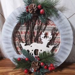 18"x 18" Wooden Christmas Wreath