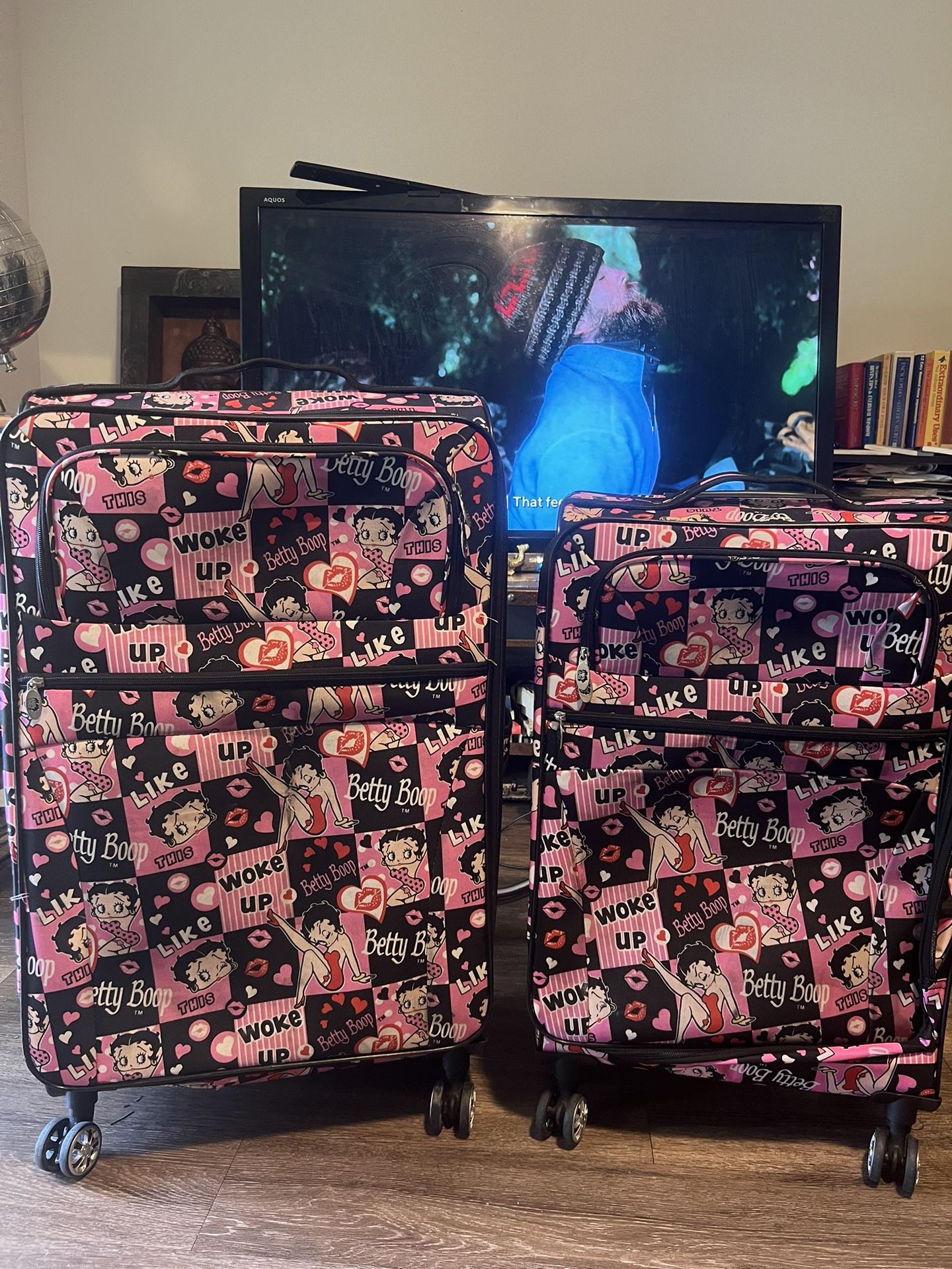 Betty Boop “Woke Up Like This” traveling luggage set