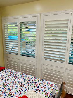 Shutters- Custom, Wood, Window Treatments, Window Coverings, Plantation, Shutter Blinds, Interior, Persianas De Madera, FREE ESTIMATES (PHONE/IN-HOME)