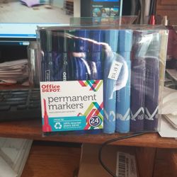 Brand New In Original Box 24 Permanent Markers