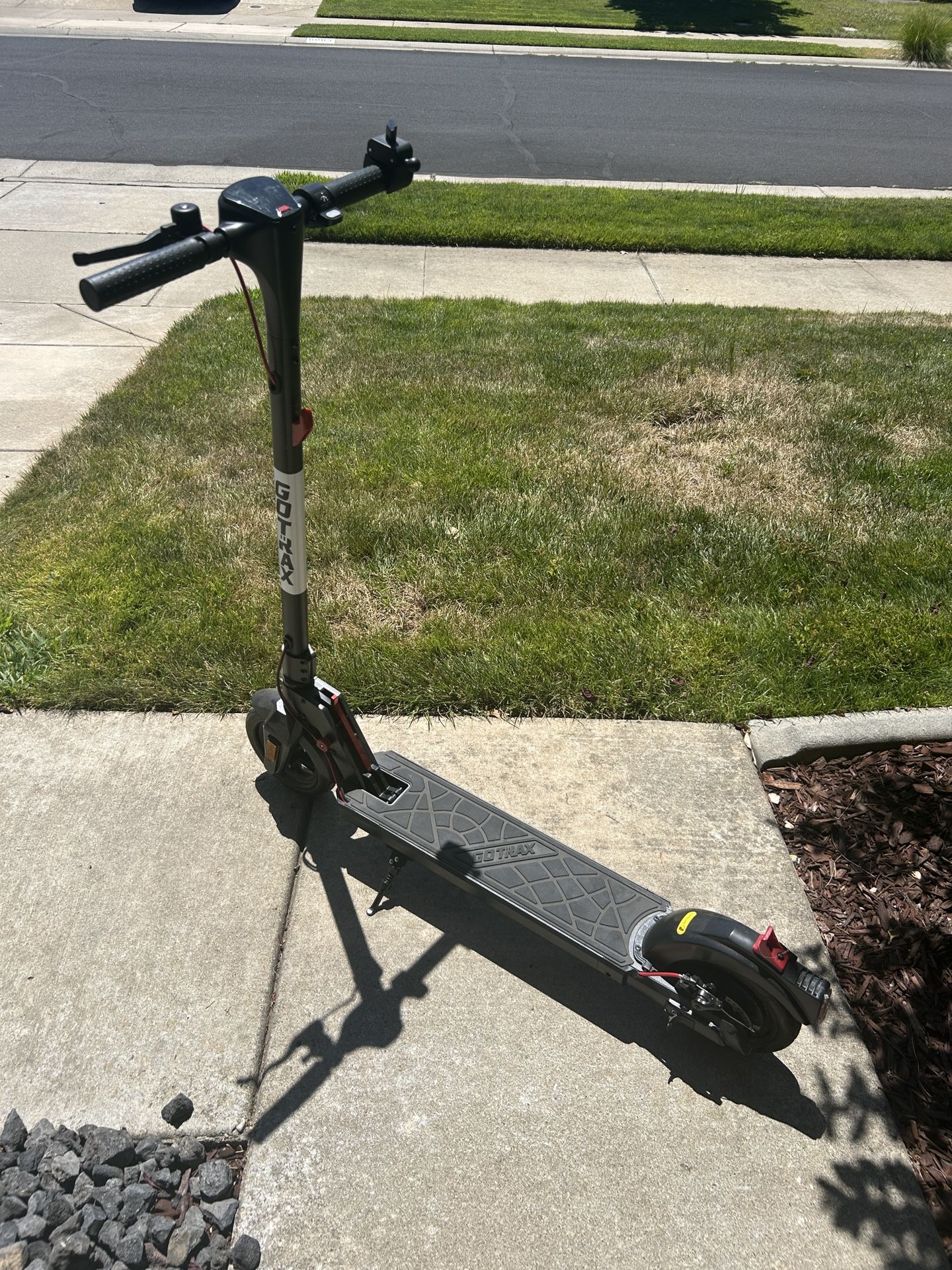 GOTRAX APEX SCOOTER 