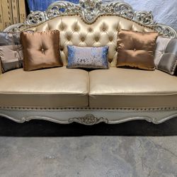 set of 3 new sofas 