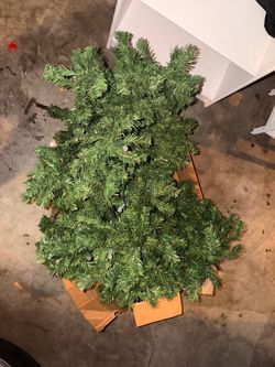 Small fake Christmas tree (see description)