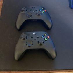 Xbox Controllers 